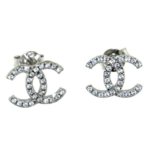 chanel orecchini classici prezzo